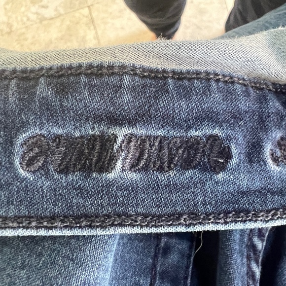 7 For all Mankind Size 26 -  "Roxanne" Mid Rise Skinny Jean w/ Stretch - Picture 6 of 6